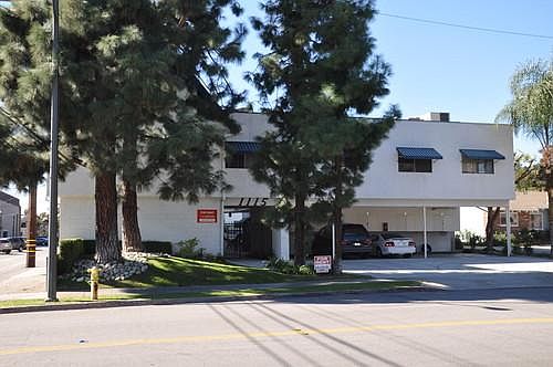 1st image of 1115 Highland Oaks Dr APT 6