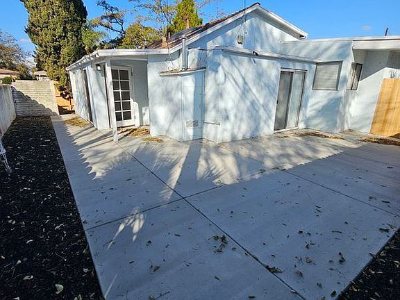 4th image of 1228 W Palm Ave