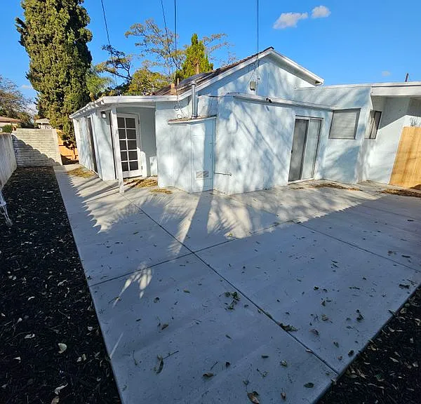 1228 W Palm Ave — Photo 4
