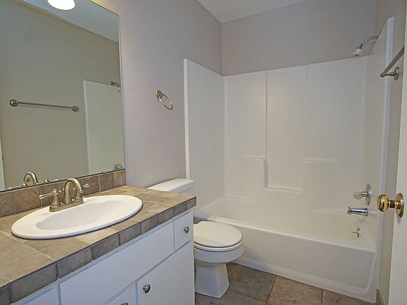 5th image of 941 Calle Mejia #209-unit 2