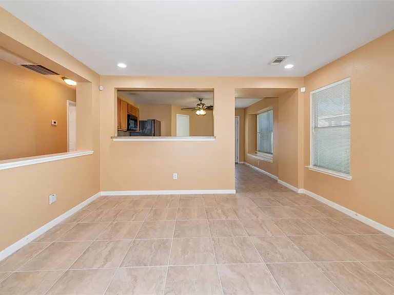21219 Misty Brook Bend Ln — Photo 3