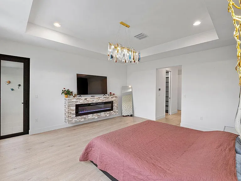 17057 Watersprite Lakes Rd — Photo 37