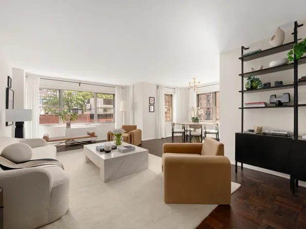 20 East 9th Street image 1 of 24