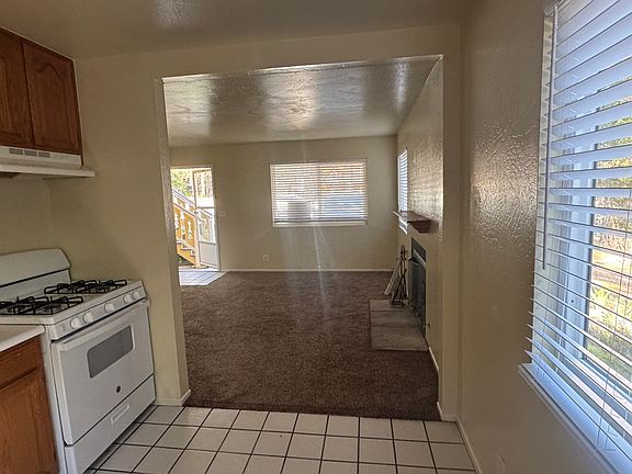 5th image of 635 Summit Blvd #A