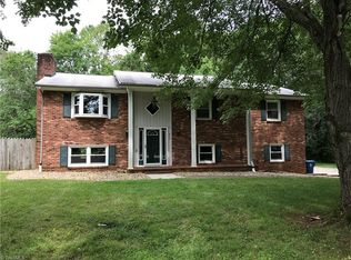 869 Nc Highway 801 S, Advance, NC 27006