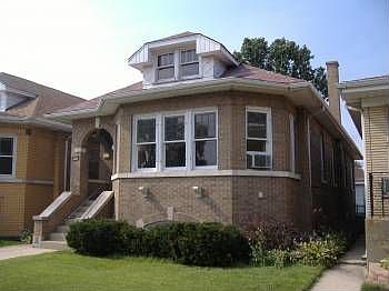 2nd image of 2042 N Newcastle Ave