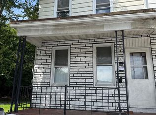 124 Valley St, New Philadelphia, PA 17959