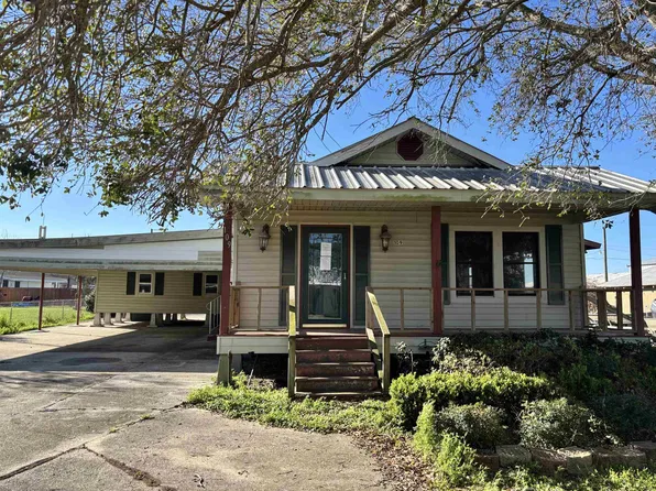 109 Pellegrin St, Chauvin, LA 70344