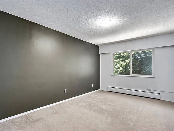 2nd image of 711 E 6th Ave #6
