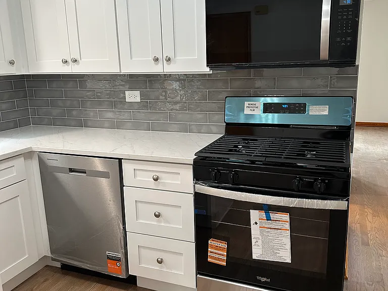 8600 W Berwyn Ave #2 — Photo 1