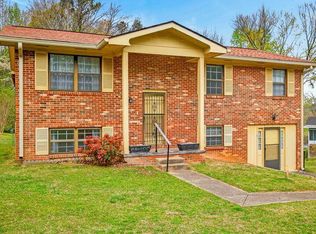 630 Hurtt Rd, Chickamauga, GA 30707