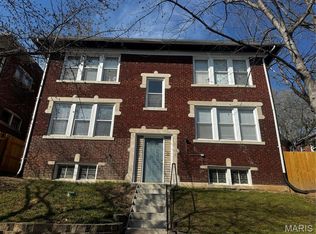 3215 Osceola St, Saint Louis, MO 63111