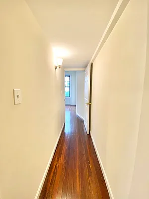 Rented by Oxford Property Group | media 9