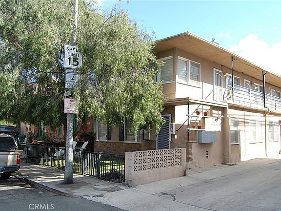 2nd image of 20 Roycroft Ave