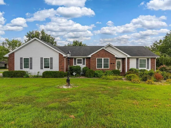 401 Bogie Dr, Herrin, IL 62948