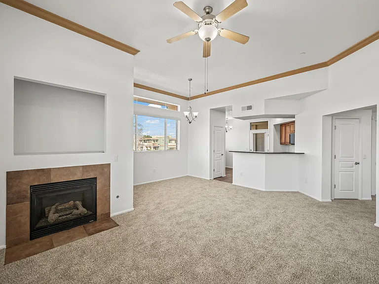 WHITEBRUSH LIVINGROOM
