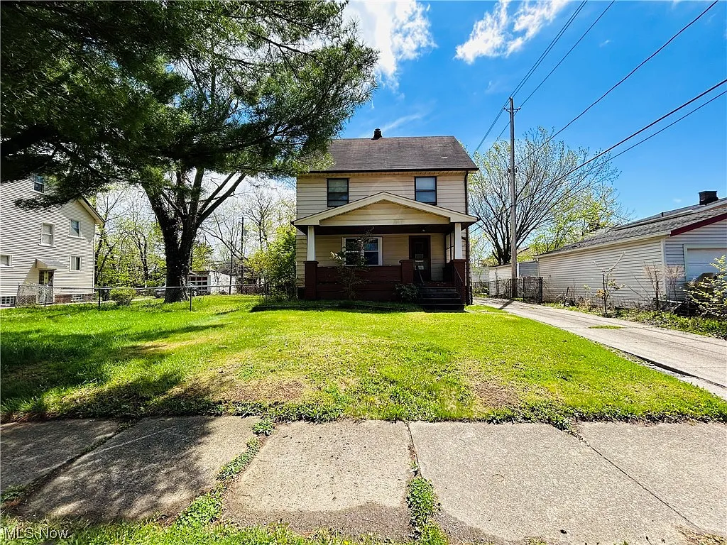 14000 Christine Ave photo 1