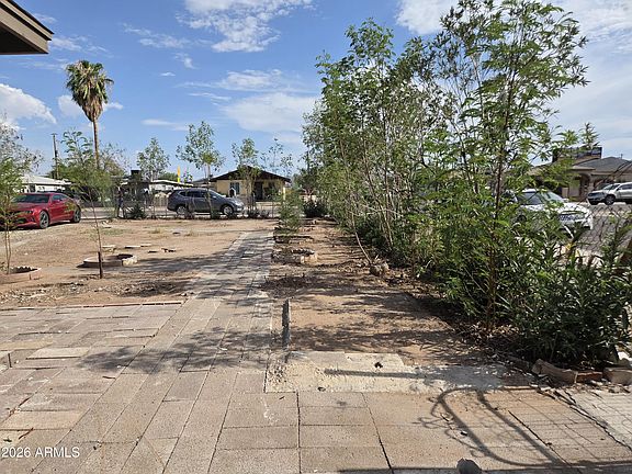 2nd image of 2148 W TONTO Street