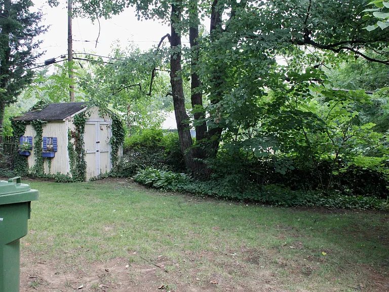 6107 Maylane Dr — Photo 114