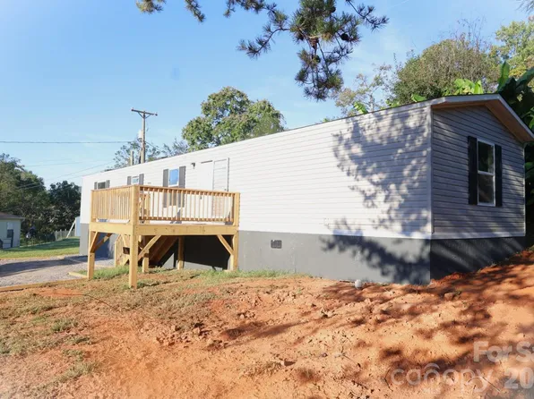 155 Owl Hollow Rd, Marion, NC 28752