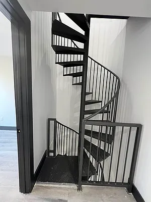 Rented by Delmark Realty LLC | media 49