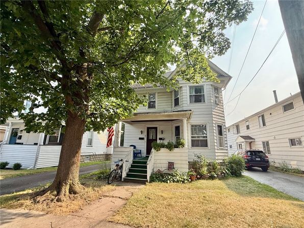 204 E Elm St