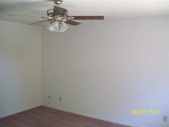 5th image of 11517 Dawn Ln