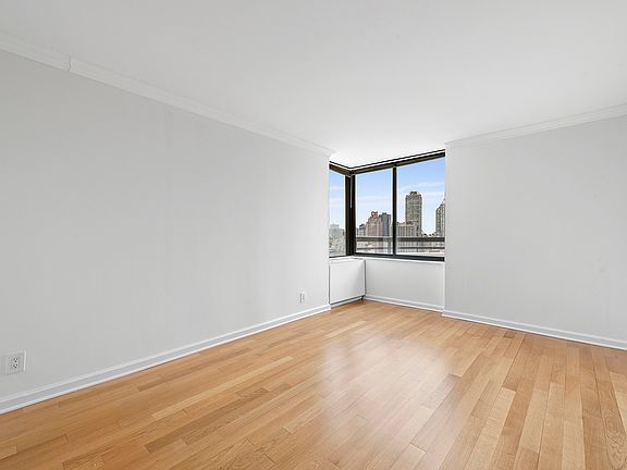 4th image of 800 5th Ave APT 32A
