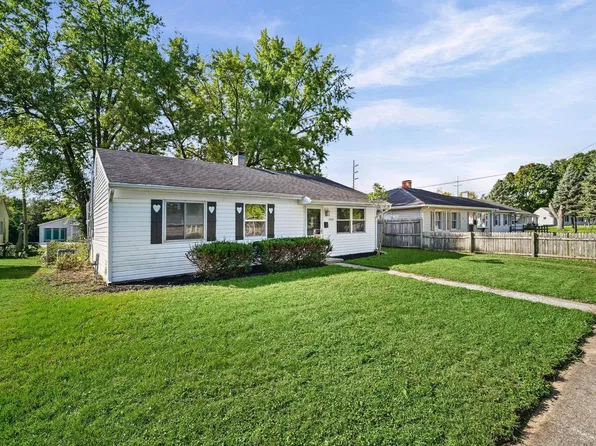 2560 Robinwood Dr, Lafayette, IN 47909