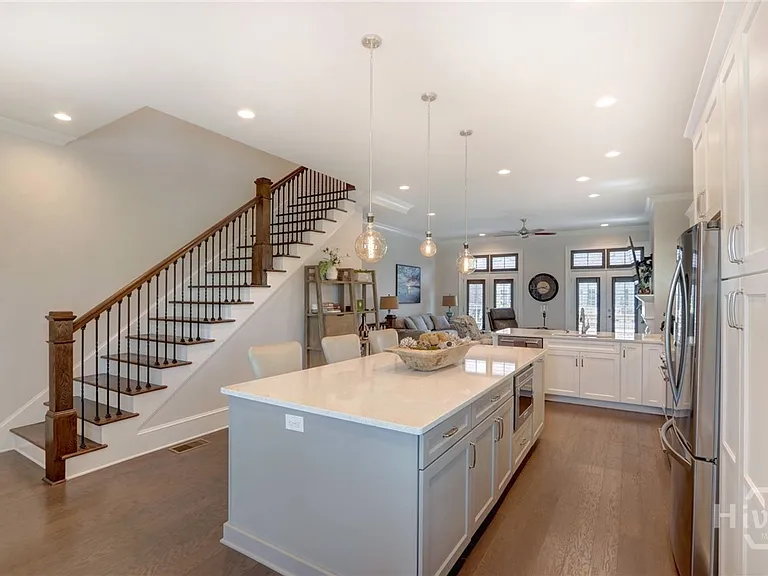 421 Port St — Photo 15