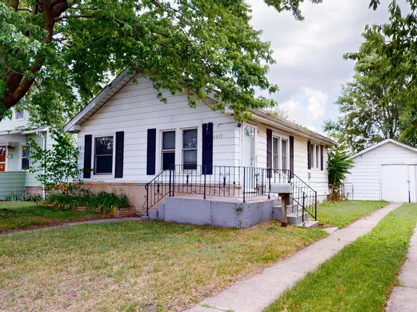6639 Alexander Ave, Hammond, IN 46323