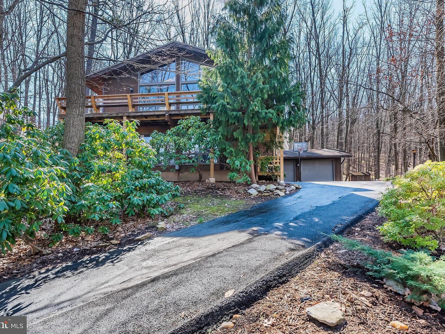 728 Dogwood Ter, Boiling Springs, PA 17007 Zillow