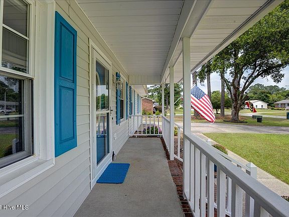 2nd image of 3705 Elveden Road