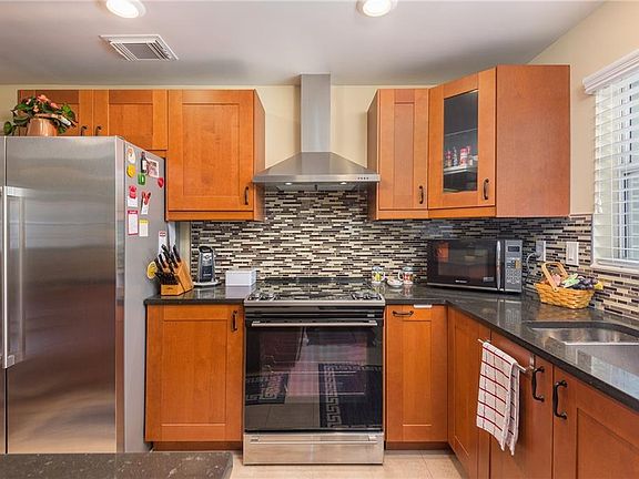 4th image of 10022 Santiago Ct