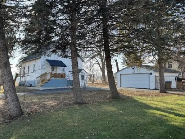 2702 Springbrook Rd, Pleasant Prairie, WI 53158
