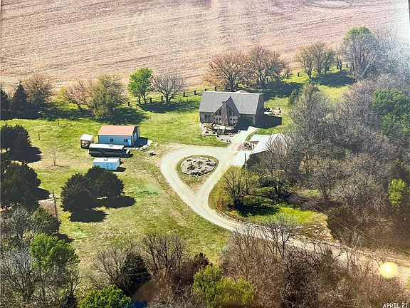 5th image of 3776 Delaware Rd