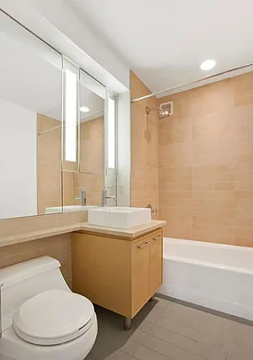 Sold by Onyx Group of New York | media 6