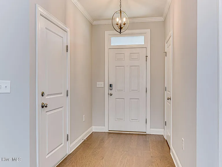 3153 Wayne Dr — Photo 11