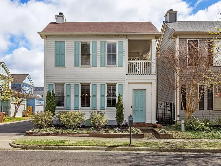 948 River Breeze Dr — Photo 1