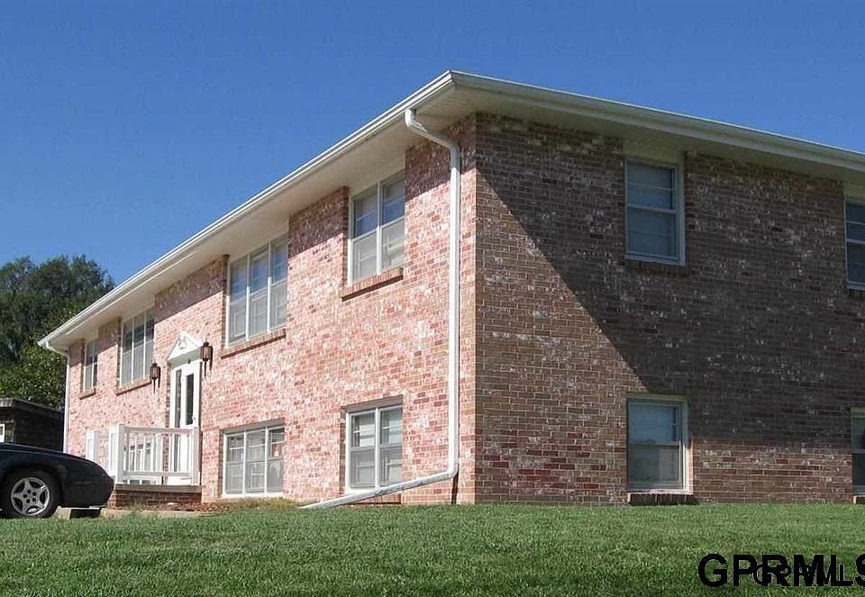 1st image of 610 S 18th St APT 4