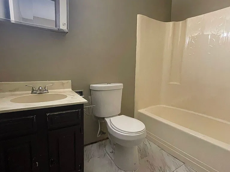 3114 E Pike #P — Photo 2