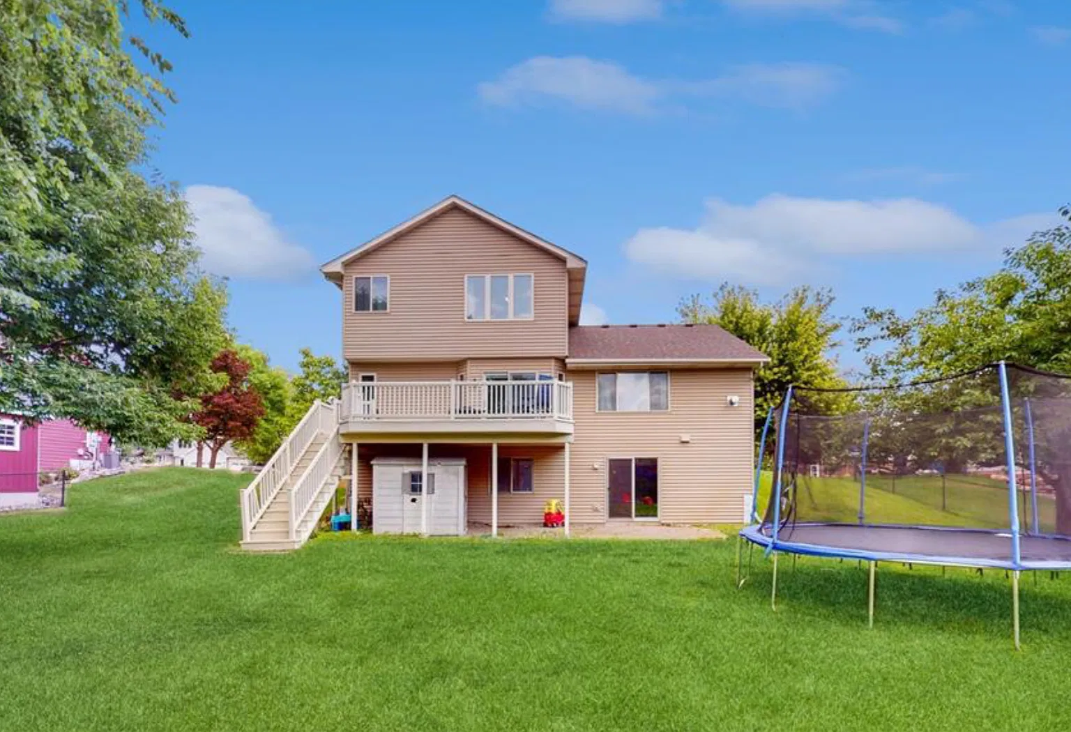7 bed, 3556 sqft, $3,500 — Photo 4
