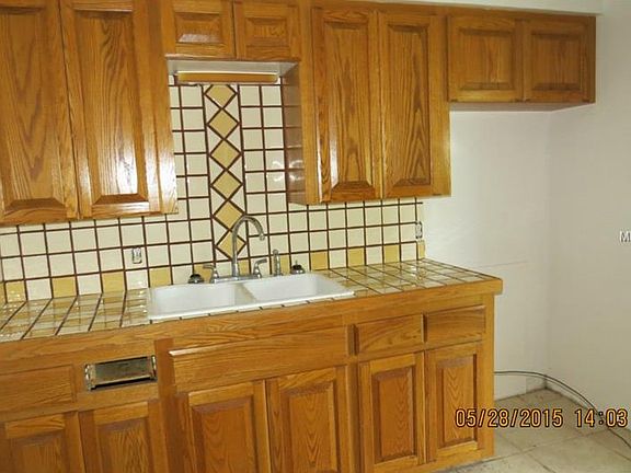 3rd image of 36 E Dicie Ave