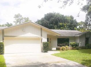 3824 NW 71st Dr, Coral Springs, FL 33065