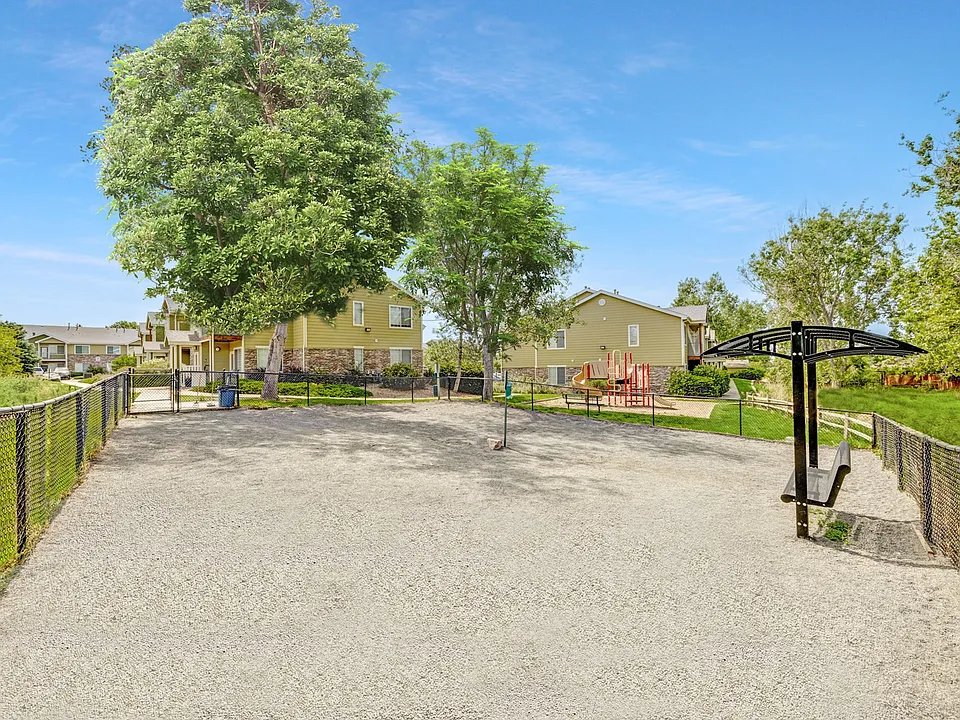 PeakView at T-Bone Ranch Apartments