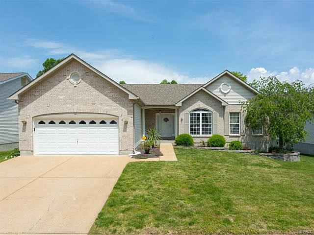 1st image of 3082 Crystal Lake Dr