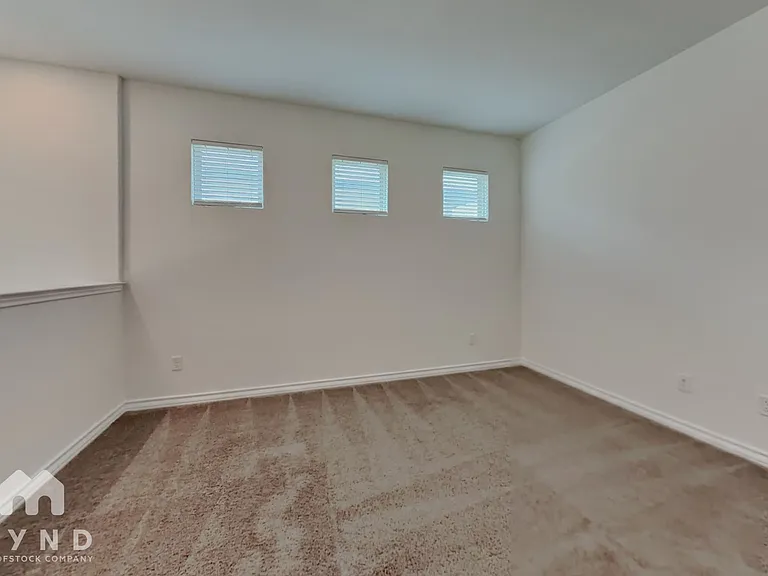 21535 Vista De Cristal — Photo 9