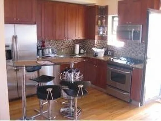 Sold by Maximillion Realty, Inc. | media 1