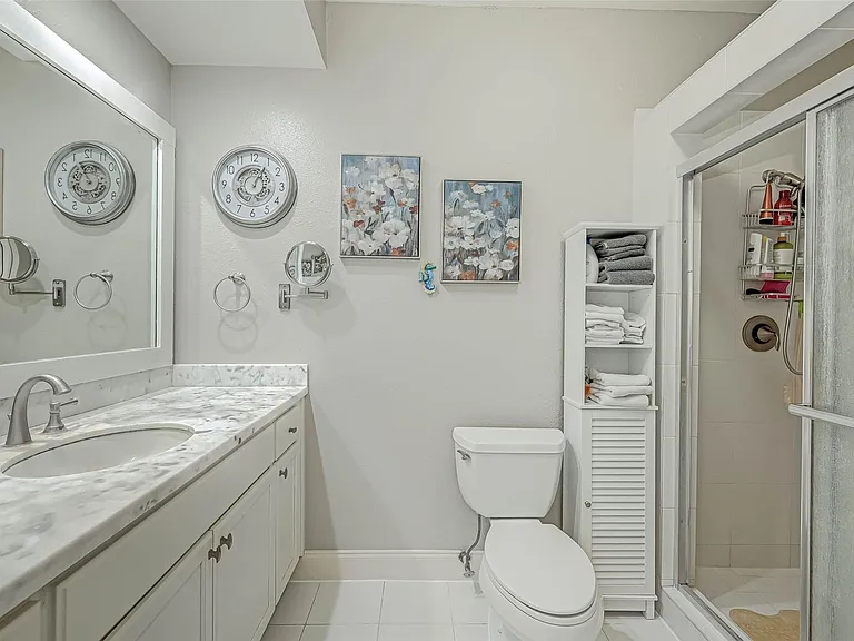 11711 Memorial Dr #389 — Photo 18