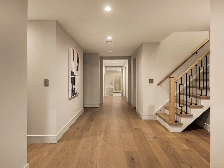 544 Wainscott Northwest Rd — Photo 27